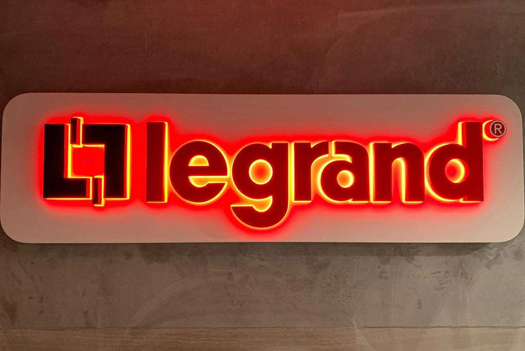 Sahilevleri Tabelacı